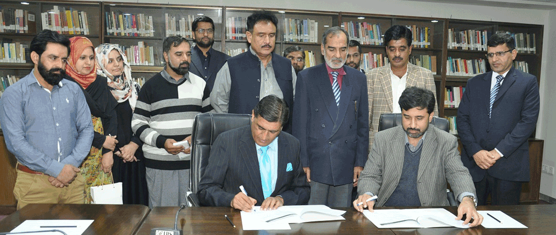 IPS-signs-MoU-with-Jammu-and-Kashmir-Liberation